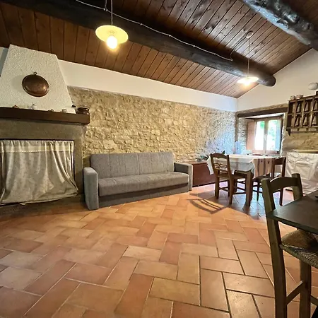 Di Federico Alloggio per agriturismo *