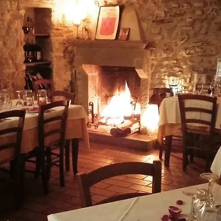 Di Federico Alloggio per agriturismo Balze