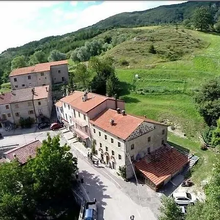 Di Federico Alloggio per agriturismo Balze