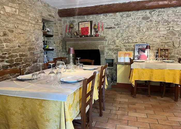 Di Federico 팜스테이 Balze